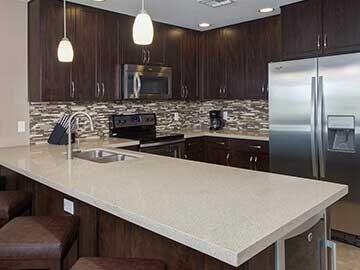 Phoenix condos - 2 Bedroom Condo