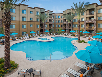 Toscana Condo Rentals pool